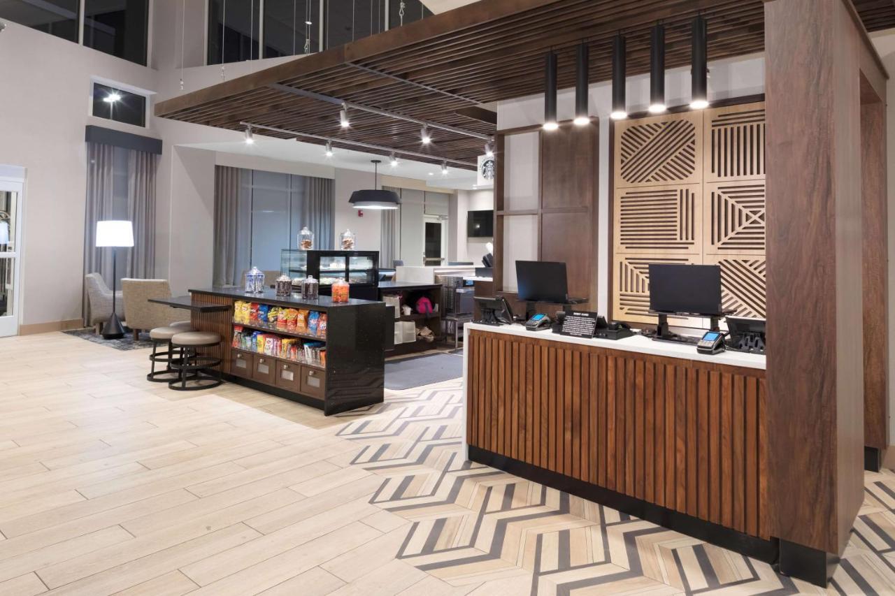 Hyatt Place Charlotte University Exterior photo